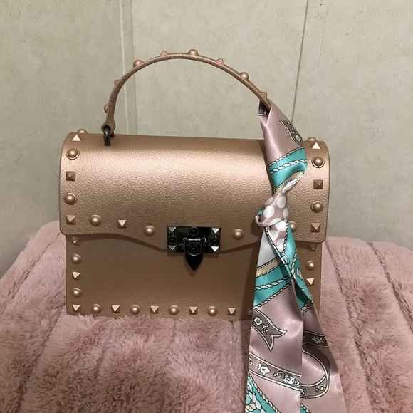 Handbag - Picture 2 of 2